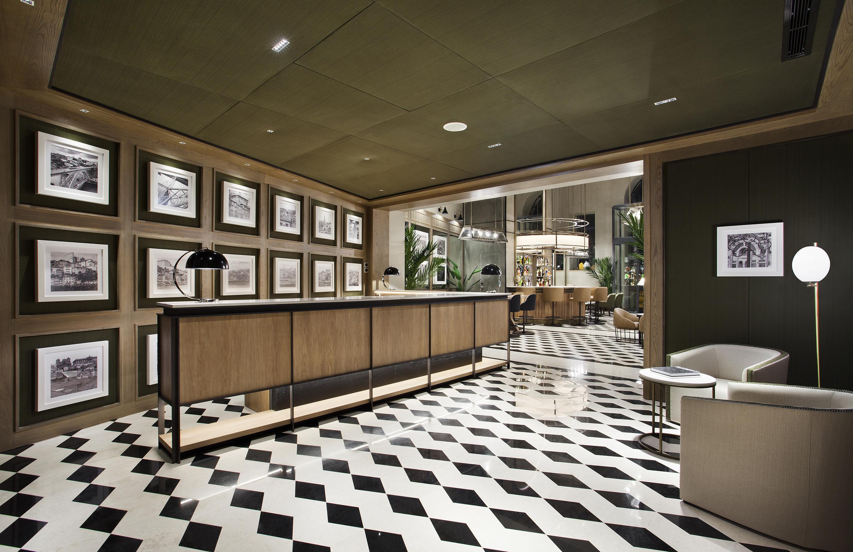วินชี ปอนเต เดอ เฟร์โร Hotel บีลาโนวาเดกายา ภายนอก รูปภาพ