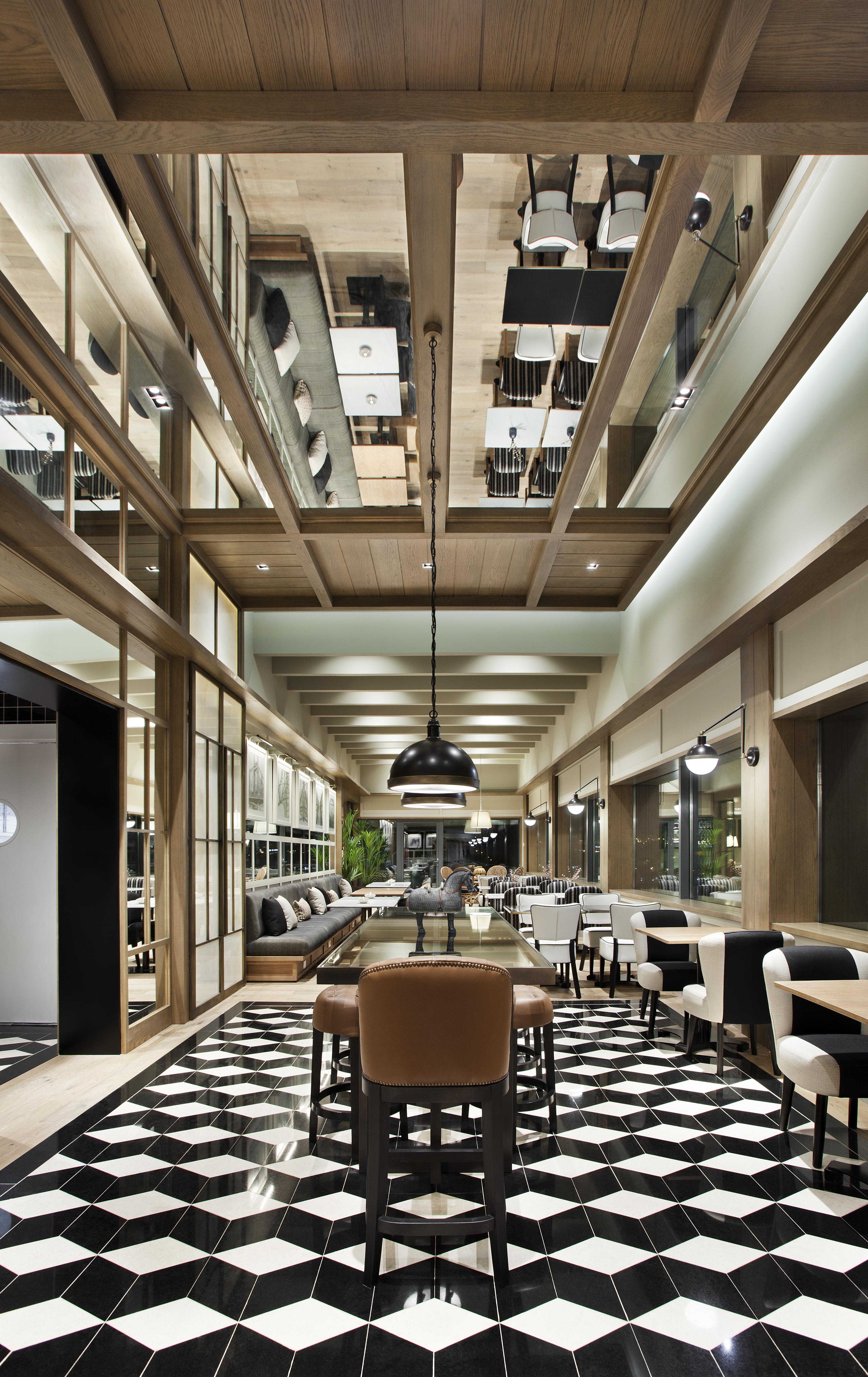วินชี ปอนเต เดอ เฟร์โร Hotel บีลาโนวาเดกายา ภายนอก รูปภาพ