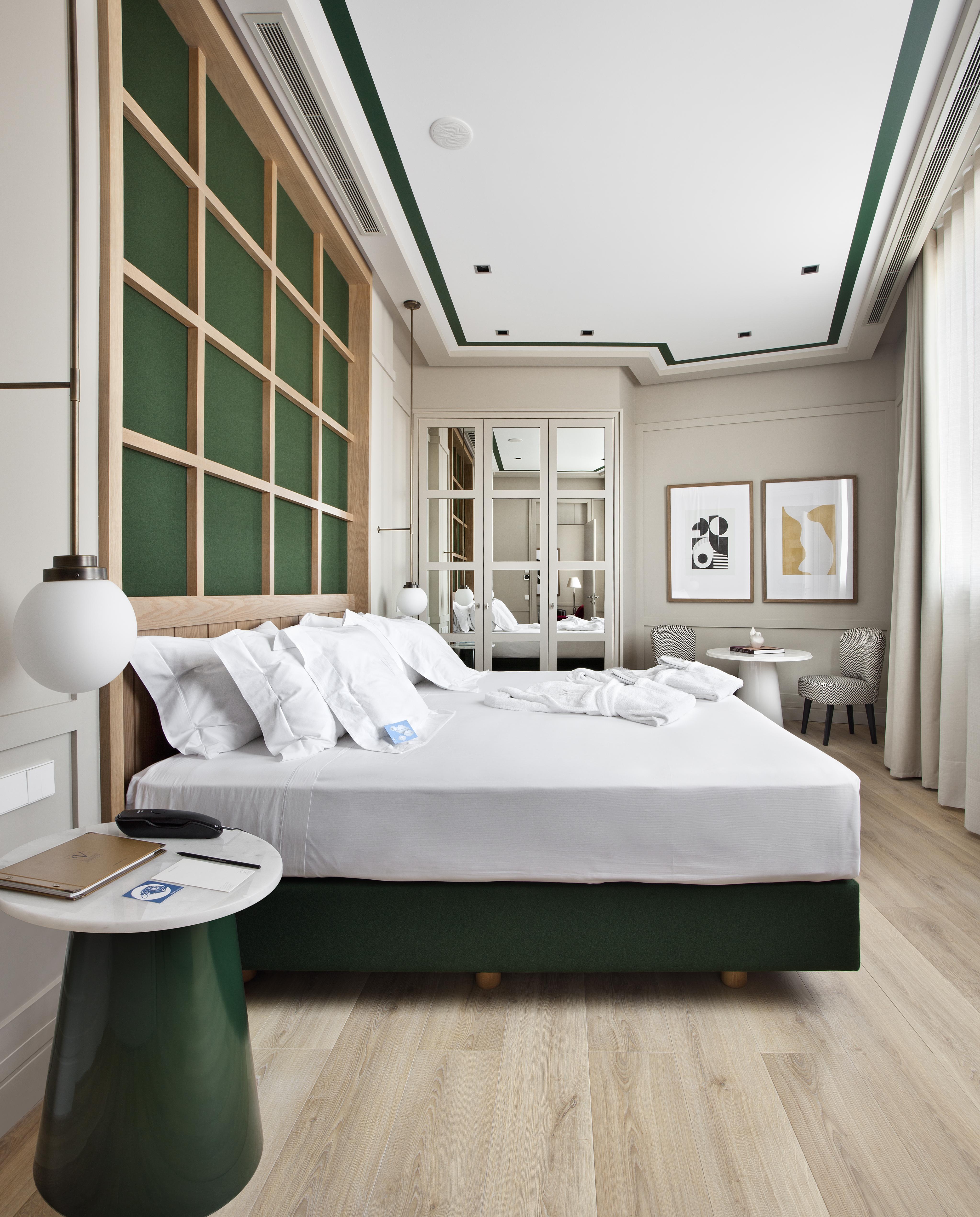 วินชี ปอนเต เดอ เฟร์โร Hotel บีลาโนวาเดกายา ภายนอก รูปภาพ